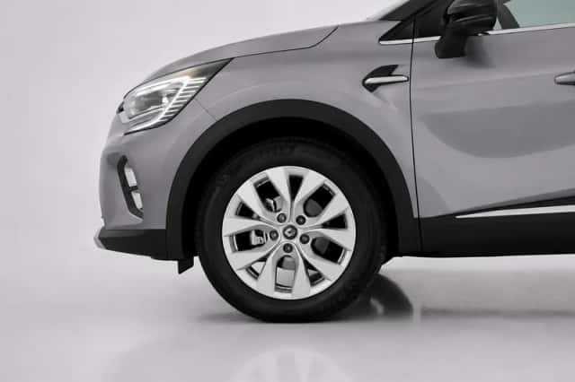 Renault Captur (2021) thumbnail 6