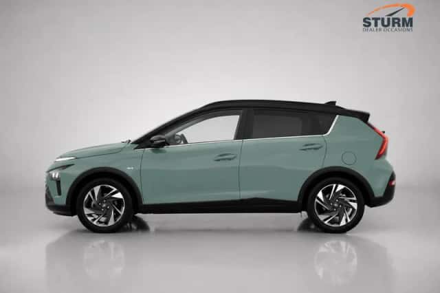 Hyundai Bayon (2022) thumbnail 3