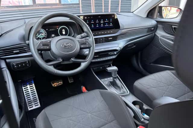 Hyundai Bayon (2022) thumbnail 6