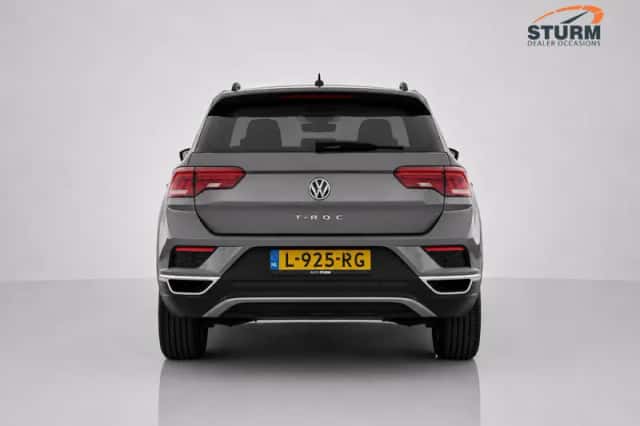 Volkswagen T-Roc (2018) thumbnail 5