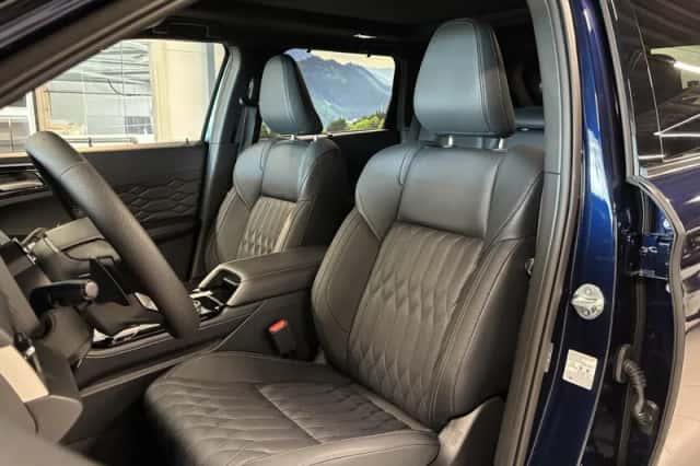 Mitsubishi Outlander (2026) thumbnail 5