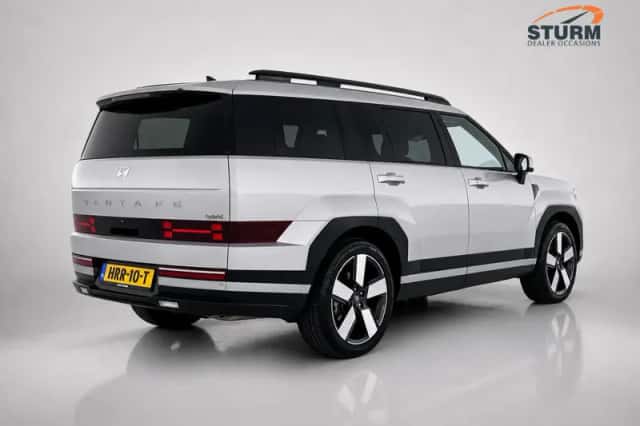 Hyundai Santa Fe (2025) thumbnail 3