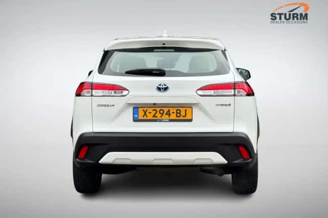 Toyota Corolla Cross (2023) thumbnail 5