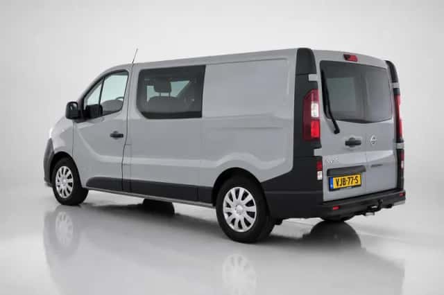 Nissan NV300 (2021) thumbnail 3