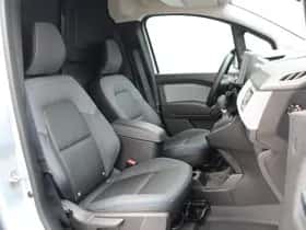 Nissan Townstar (2023) thumbnail 11