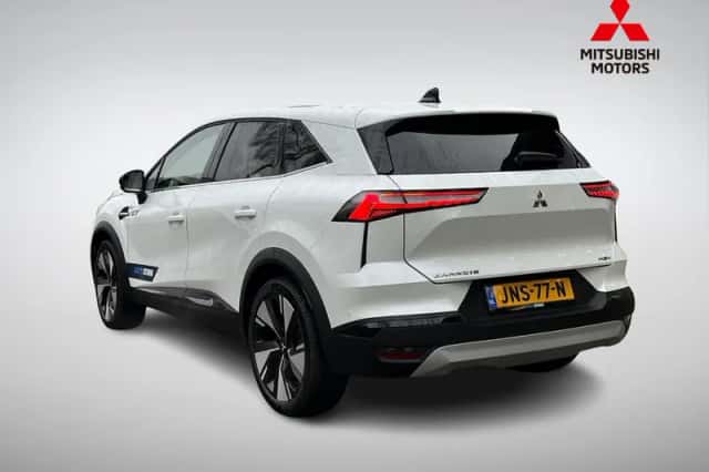 Mitsubishi Grandis (2025) thumbnail 6