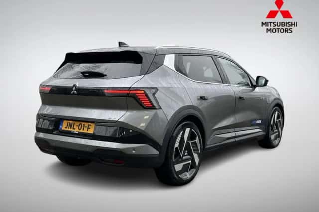 Mitsubishi Eclipse Cross (2025) thumbnail 4