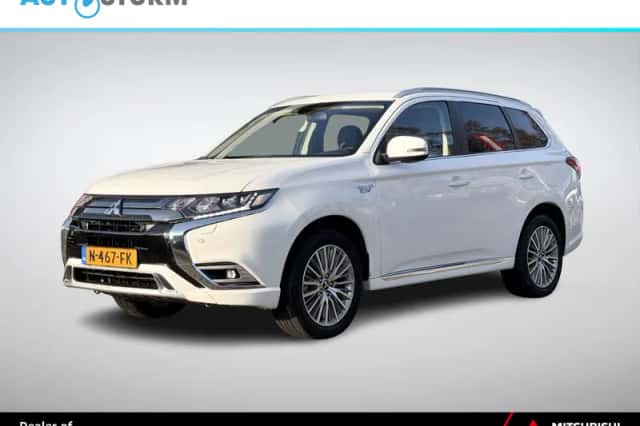 Mitsubishi Outlander (2021) thumbnail 1