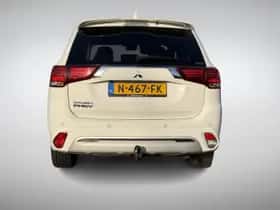 Mitsubishi Outlander (2021) thumbnail 5