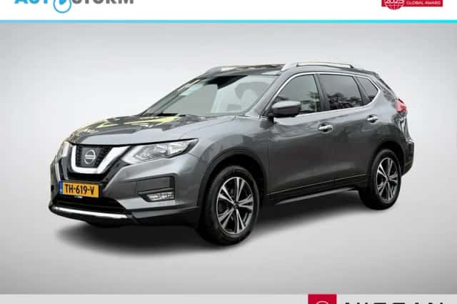 Nissan X-Trail (2018) thumbnail 1