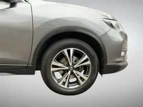Nissan X-Trail (2018) thumbnail 8