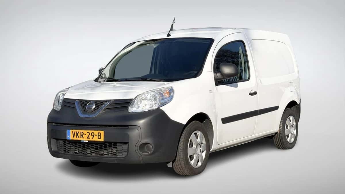 Nissan NV250 (2021) — foto 1