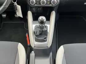 Nissan Micra (2020) thumbnail 18