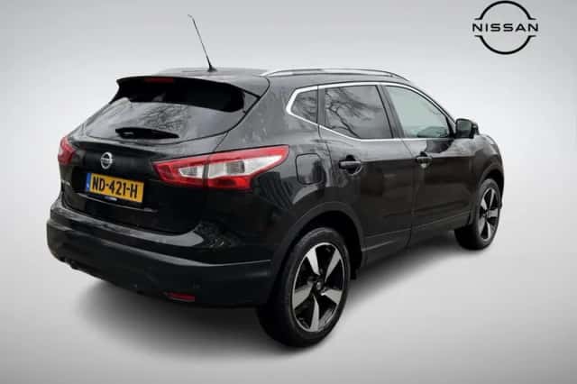 Nissan Qashqai (2017) thumbnail 4