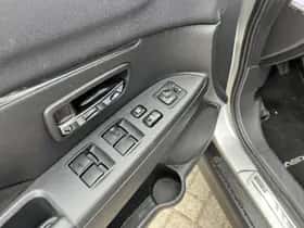 Mitsubishi ASX (2019) thumbnail 18