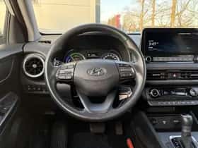 Hyundai Kona (2021) thumbnail 14
