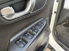 Hyundai Kona (2021) thumbnail 22