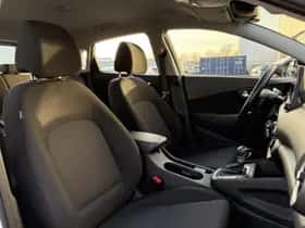 Hyundai Kona (2021) thumbnail 10
