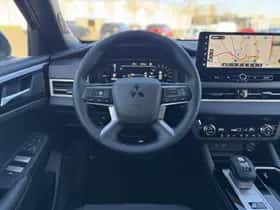 Mitsubishi Outlander (2026) thumbnail 16