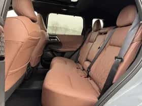Mitsubishi Outlander (2026) thumbnail 12