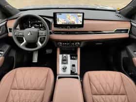 Mitsubishi Outlander (2026) thumbnail 14