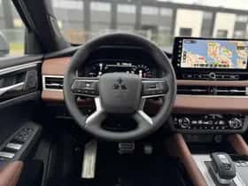 Mitsubishi Outlander (2026) thumbnail 15
