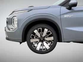 Mitsubishi Outlander (2026) thumbnail 8