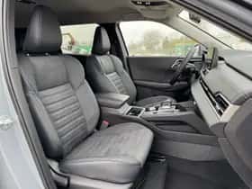 Mitsubishi Outlander (2026) thumbnail 11