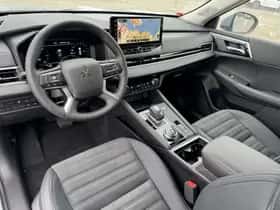 Mitsubishi Outlander (2026) thumbnail 10