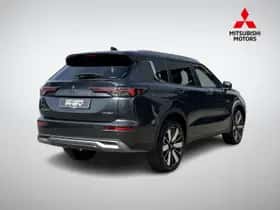 Mitsubishi Outlander (2026) thumbnail 4