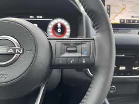 Nissan Qashqai (2023) thumbnail 11