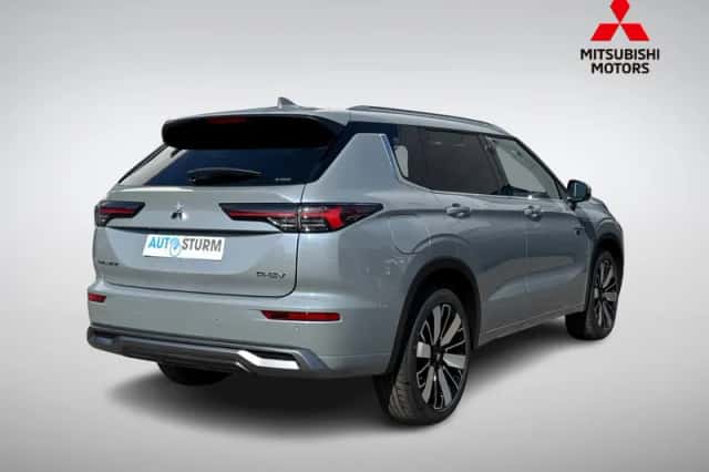 Mitsubishi Outlander (2026) thumbnail 4