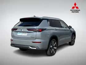 Mitsubishi Outlander (2026) thumbnail 4