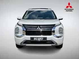Mitsubishi Outlander (2026) thumbnail 2