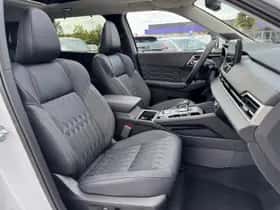 Mitsubishi Outlander (2026) thumbnail 11