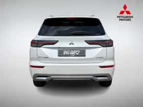Mitsubishi Outlander (2026) thumbnail 5