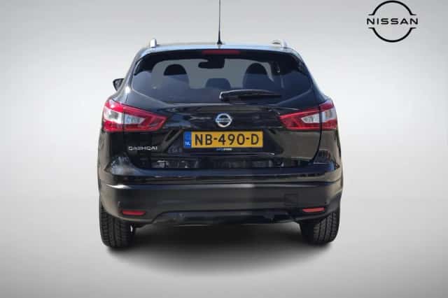 Nissan Qashqai (2017) thumbnail 4