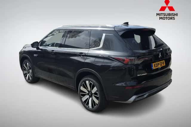 Mitsubishi Outlander (2026) thumbnail 4