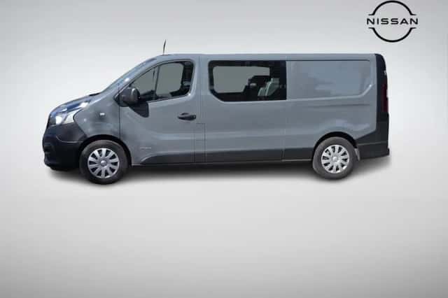Nissan NV300 (2021) thumbnail 2