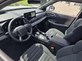 Mitsubishi Outlander (2026) thumbnail 6