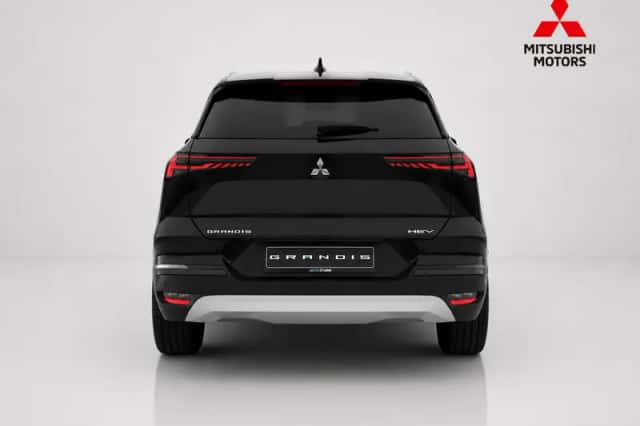 Mitsubishi Grandis (2026) thumbnail 4