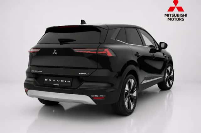 Mitsubishi Grandis (2026) thumbnail 5