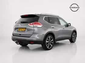 Nissan X-Trail (2017) thumbnail 4
