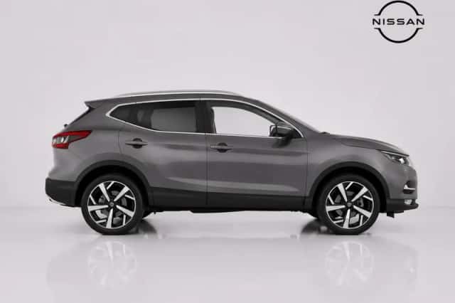 Nissan Qashqai (2021) thumbnail 4