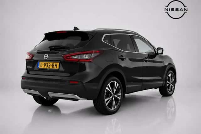 Nissan Qashqai (2021) thumbnail 3