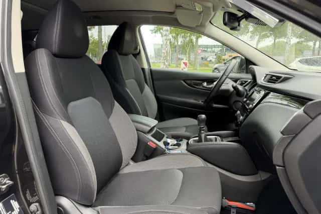 Nissan Qashqai (2021) thumbnail 6