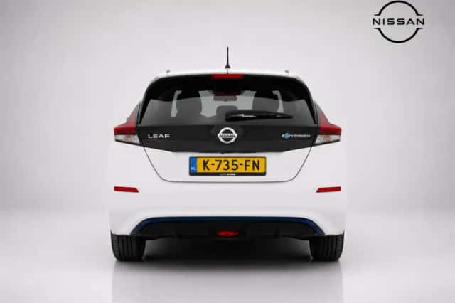 Nissan Leaf (2021) thumbnail 4