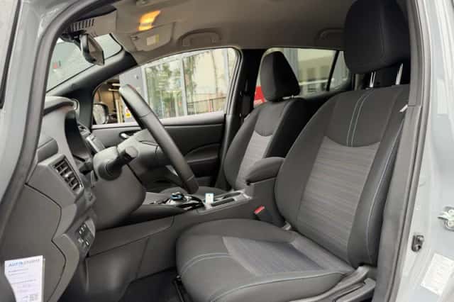 Nissan Leaf (2024) thumbnail 6