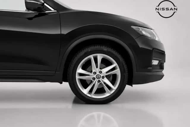 Nissan X-Trail (2018) thumbnail 5
