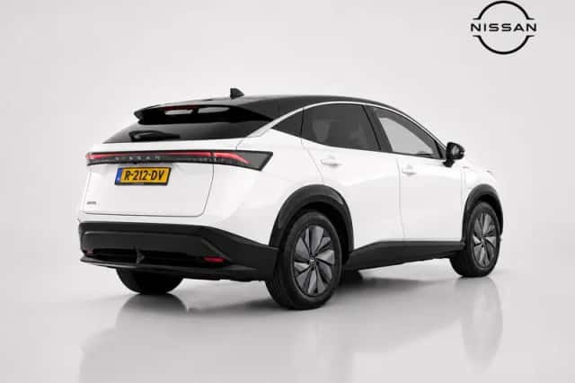 Nissan Ariya (2022) thumbnail 5